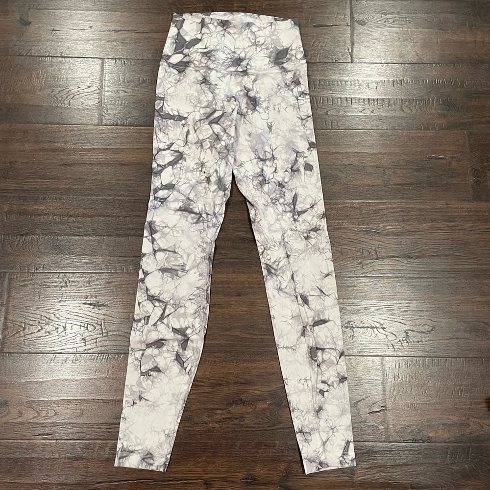 Lululemon WunderUnder high rise leggings